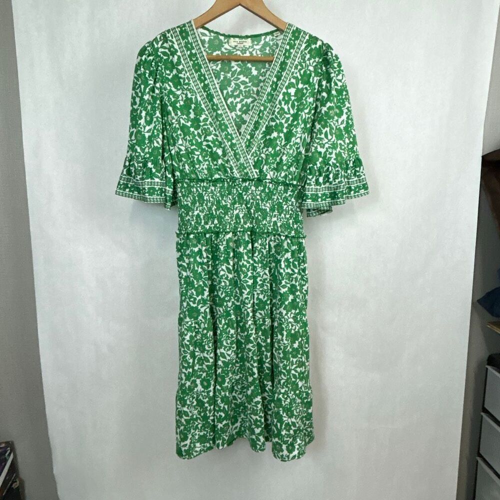 Max Studio Surplice Bell Sleeve Casual Dress Sz Small Green White Floral V-Neck